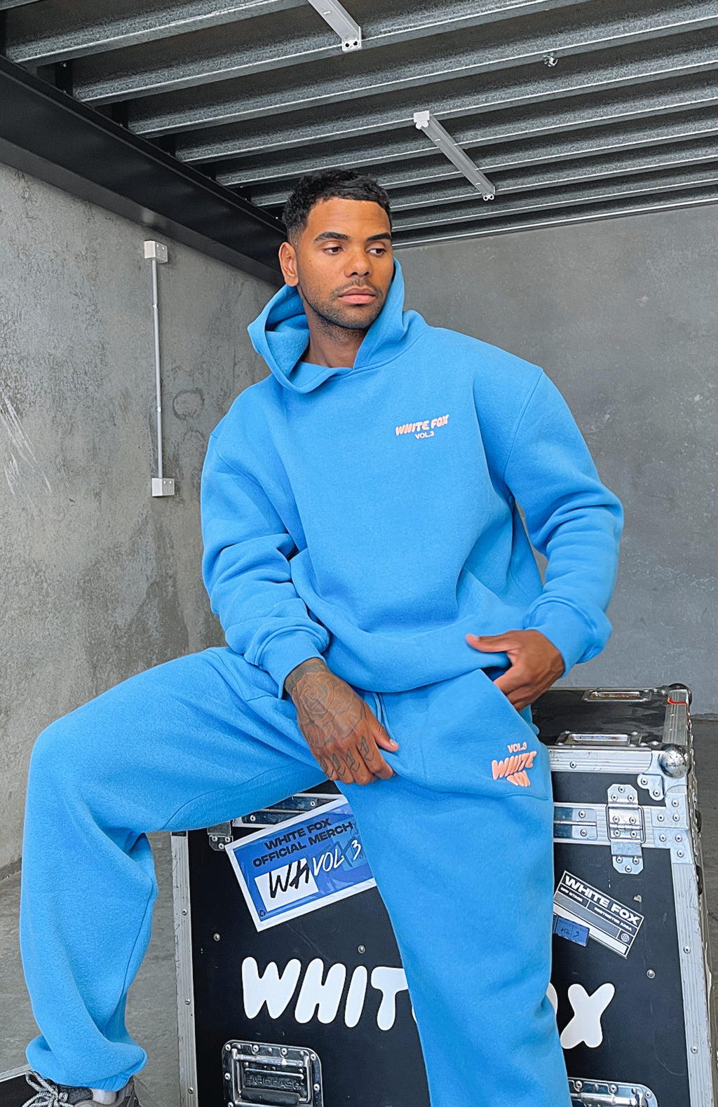 Offstage Hoodie Azure - Image 7