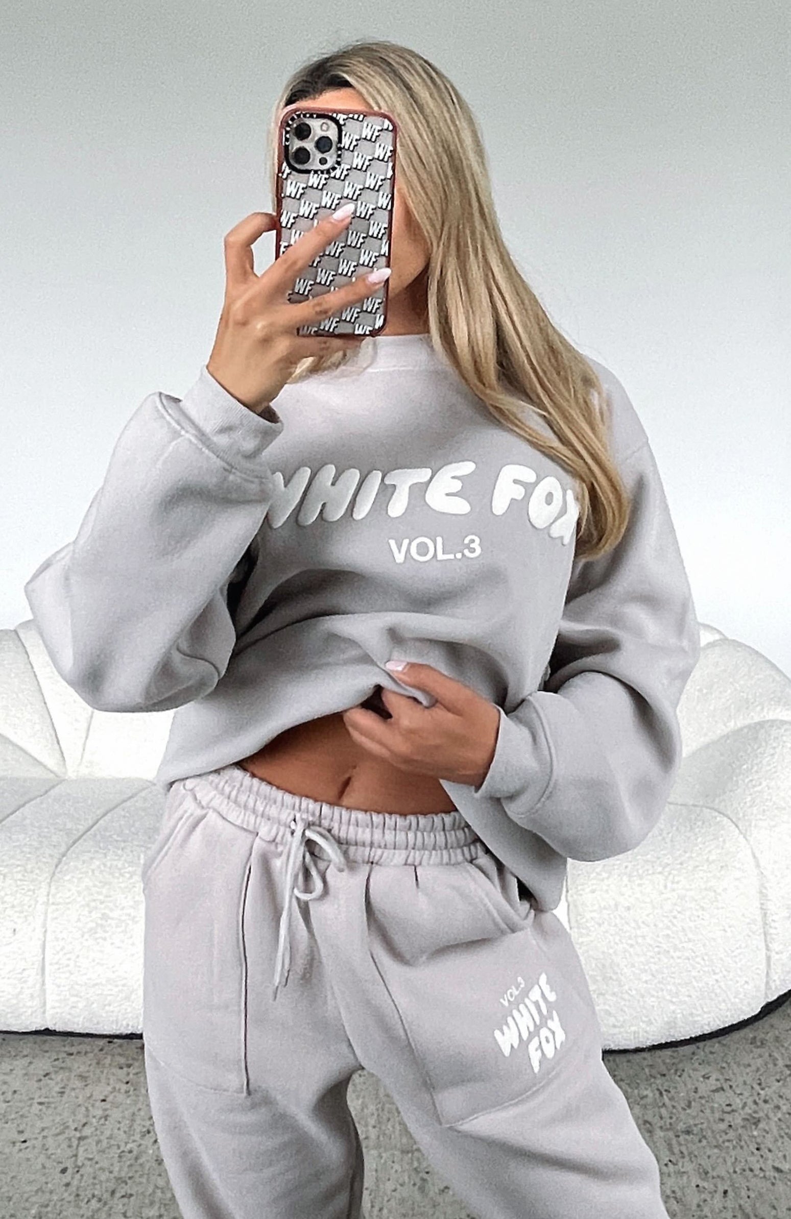 Offstage Sweater Moon - Image 7